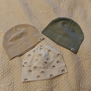 EUC H&M baby hats